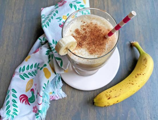STICK A STRAW IN and call it breakfast with this protein-rich smoothie. | ANGELINA LaRUE PHOTO